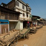 Moreh, uliczka prowadzaca do przejscia granicznego