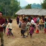 Val i dzieci w Supha