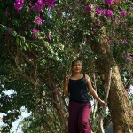 Tuipang, Finally pozuje na drzewie przy Circuit House