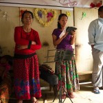 Racheli prowadzi chor